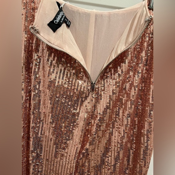 NWT, Celebrity Fashion by Hera Collection Rose Gold Sequin Pants - Picture 5 of 12